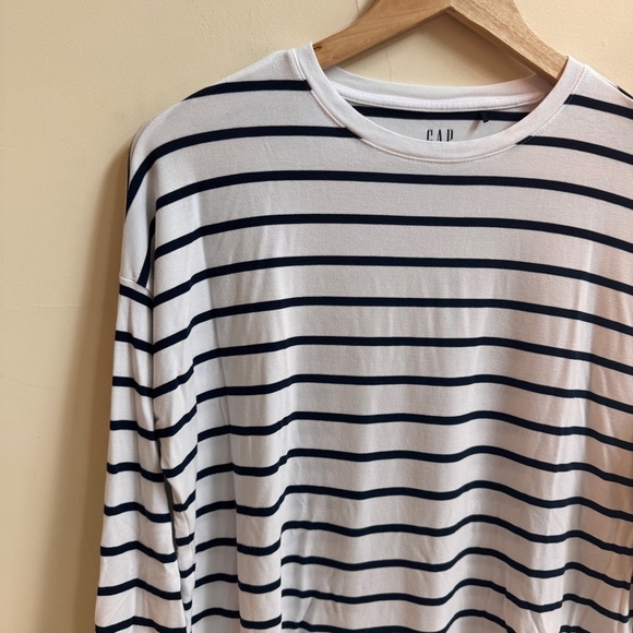GAP Black Stripe Long Dolman Sleeve Round Neck Womens Size M Tee Shirt - Picture 3 of 12